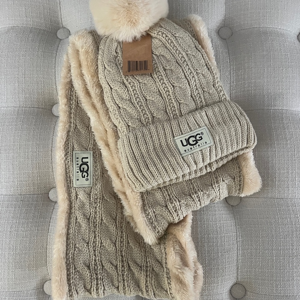 UGG Women's Cream Knit Hat and Scarf Set